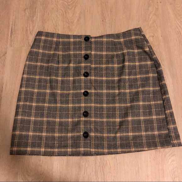 Forever 21 Dresses & Skirts - Forever 21 plaid skirt!